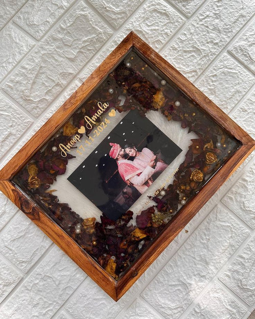 10×12 Classic Wooden Varmala Preservation Frame